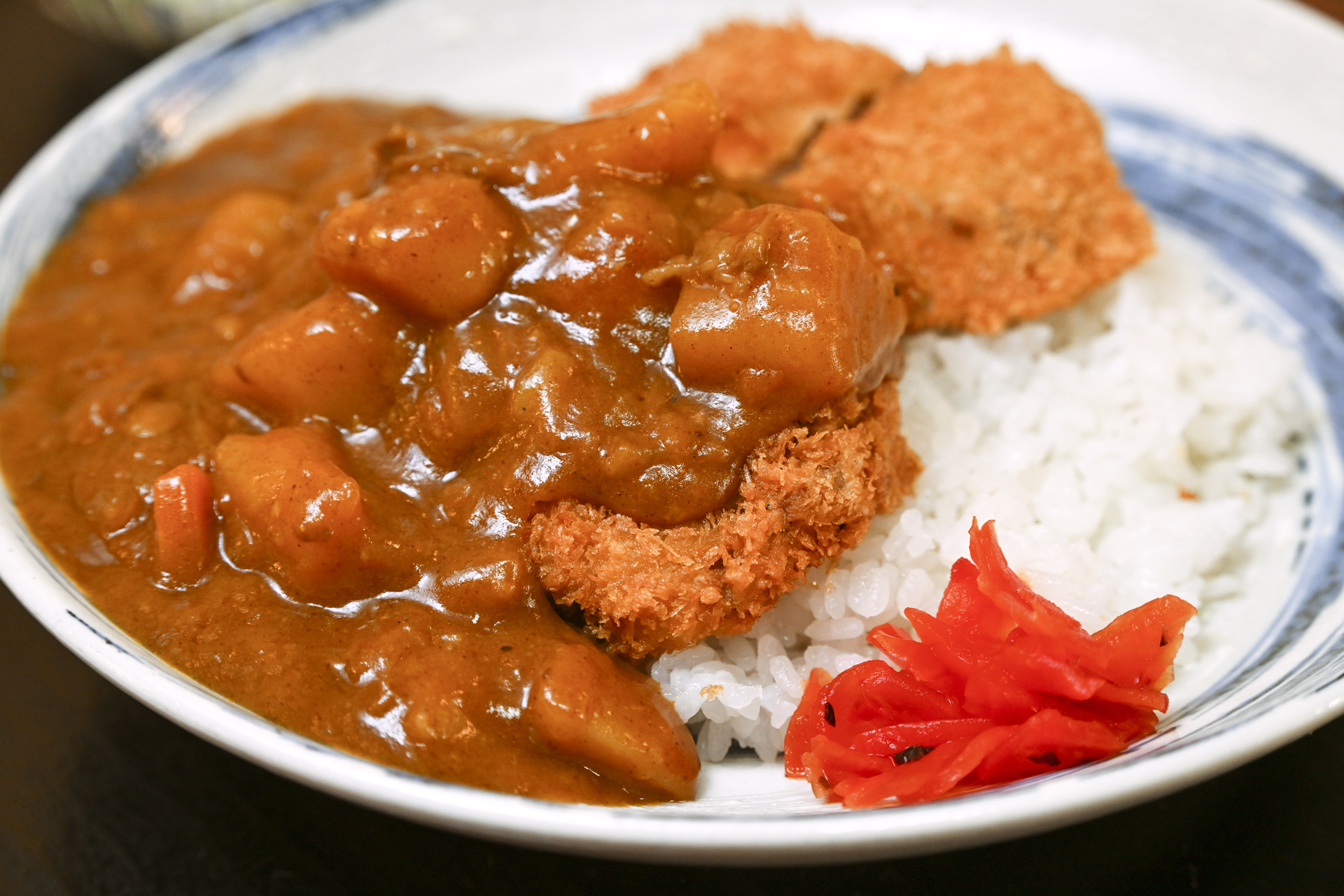 【京都市上京区】3日煮込んだまろやかな旨みが絶品。西陣［つち福］の夏の名物「蕎麦屋のカツカレー」